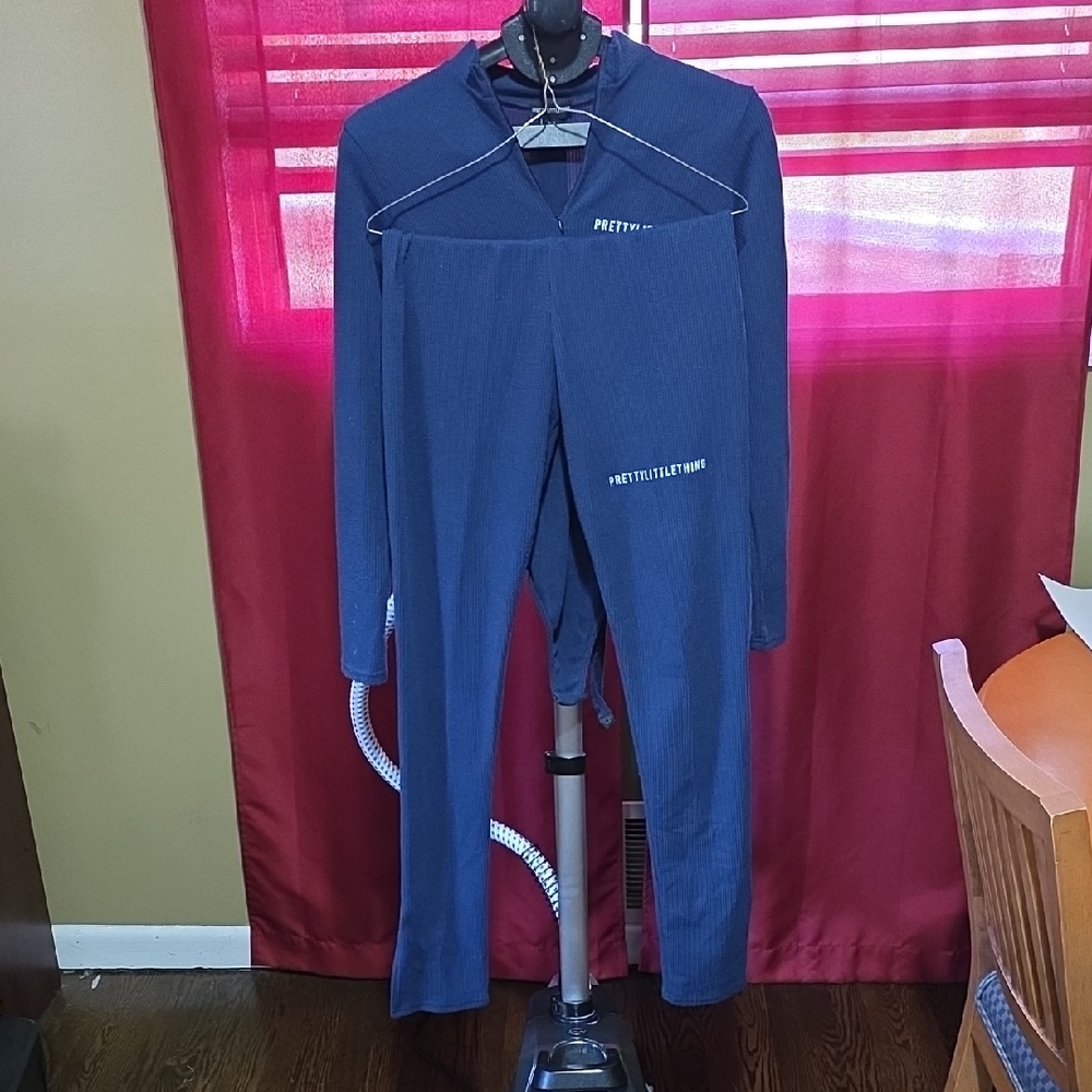 PrettyLittleThing Navy and Purple Garment